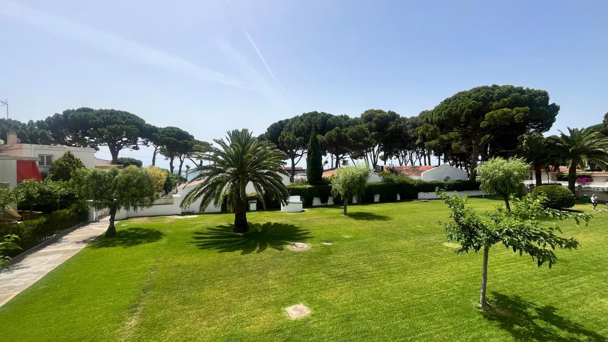 Residencia Beach Cambrils Exteriör bild